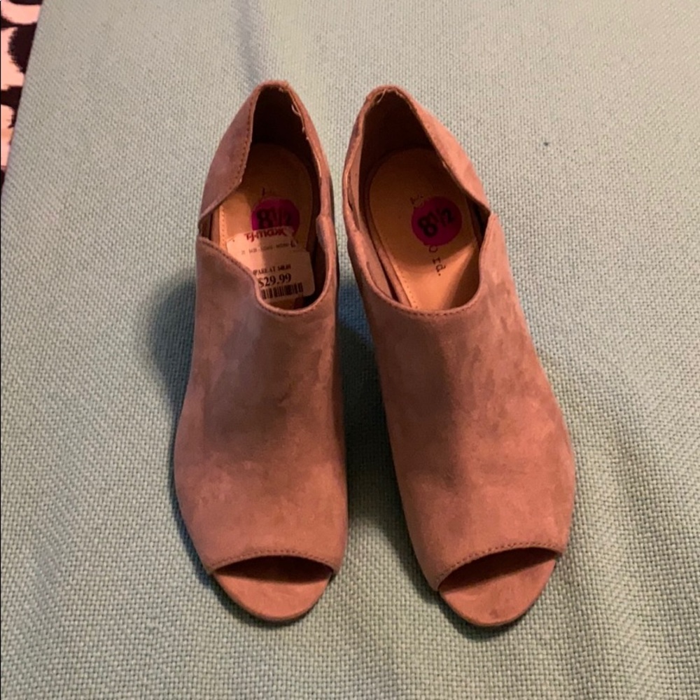 Shoes suede mules